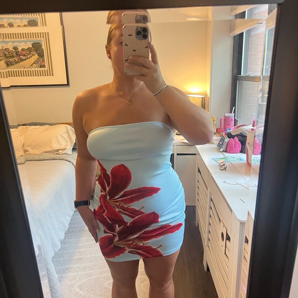 Amazon Strapless Dress with Red Floral Design